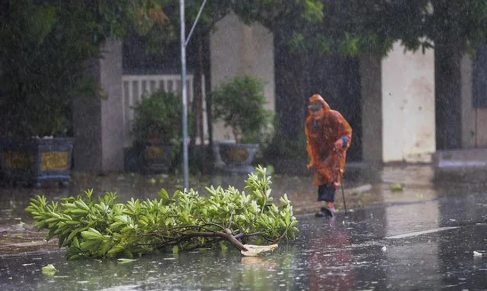 Trei persoane au murit după ce taifunul Kajiki a lovit Vietnamul FOTO: X