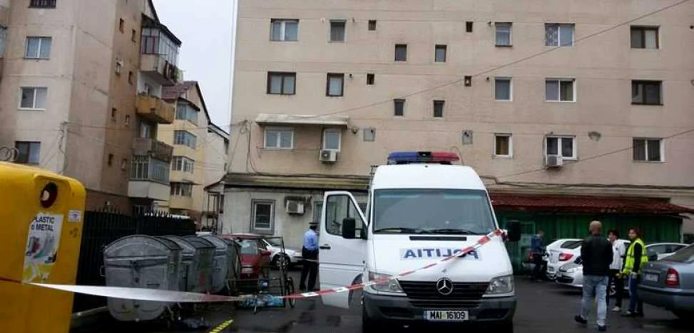 Fătul de sex feminin a fost găsit decedat într-o ghenă de gunoi