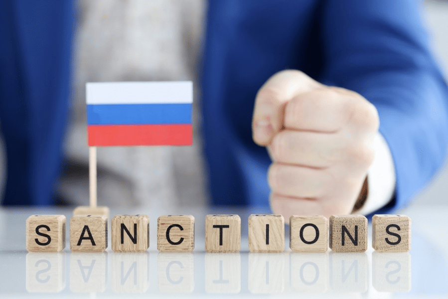 Încăpățânarea lui Putin aduce Rusiei pierderi de 160 milioane euro pe zi după plafonarea prețului petrolului
