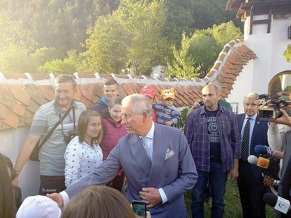 Prinţul a ajuns luni seară în Valea Zălanului