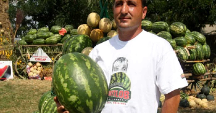 Timişoara: PORTRET / Mircea Truţă - „Cultivarea lubeniţei e ca un drog”