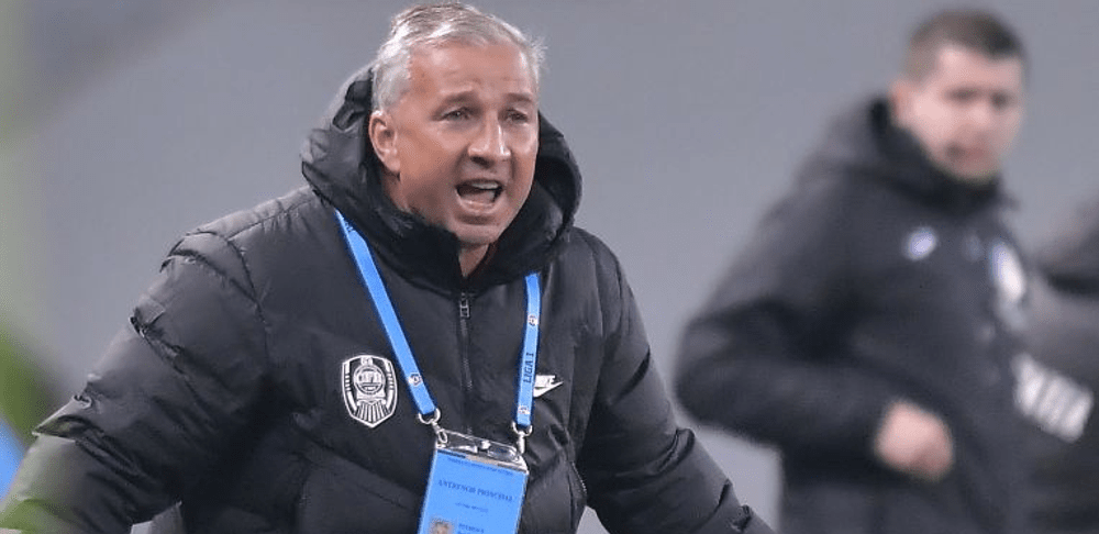 Fanii clujeni i-au cerut demisia lui Dan Petrescu. Oficialii CFR-ului au dat muzica mai tare, ca să nu se audă scandările