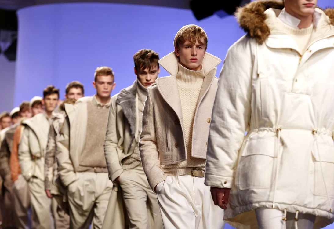 Colecţia Topman Design pe podiumul de la Londra. FOTO Reuters
