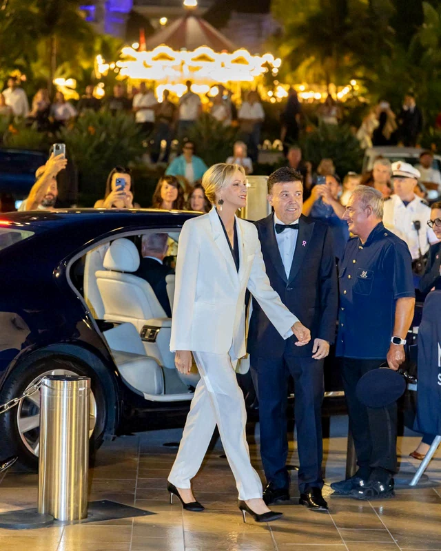 Prințesa Charlene la celebrarea Octombrie Roz, luna conștientizării cancerului la sân.