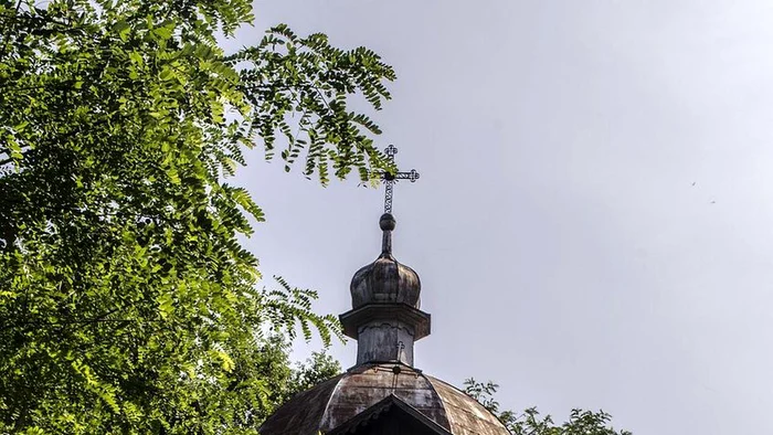 Furt neobișnuit la o biserică din Mehedinți. 