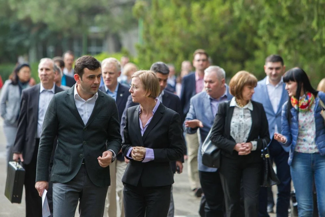 Miniştrii Guvernului Gaburici au discutat cu partenerii de dezvoltare ai Republicii Moldova FOTO gov.md