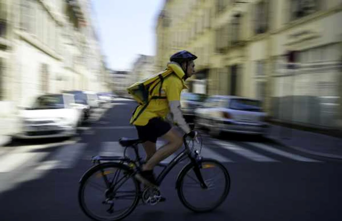 Glovo face angajări în această perioadă