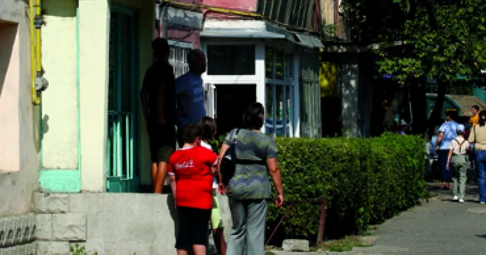 Iaşi: „Ar trebui să ieşim cu furcile la ei“