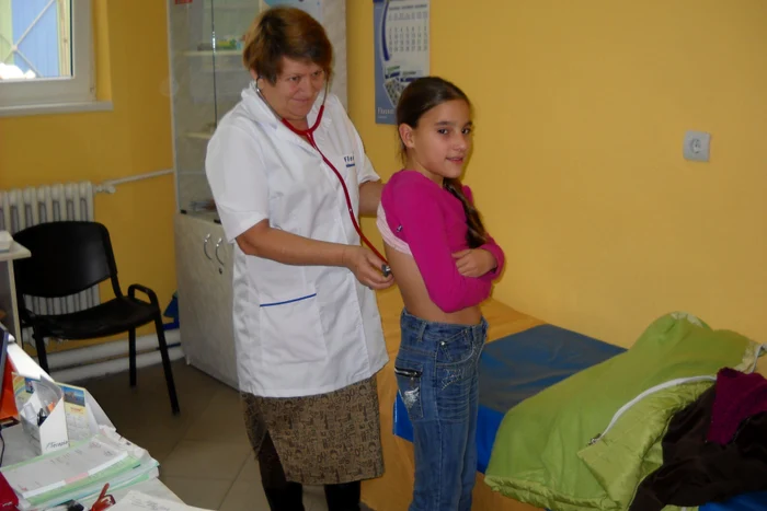 Sub 100 de fete între 12-14 ani au fost vaccinate împotriva virusului HPV în Alba Iulia