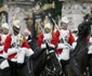 Parada militara in cinstea zilei de nastere a Reginei Angliei Elisabeta FOTO AP