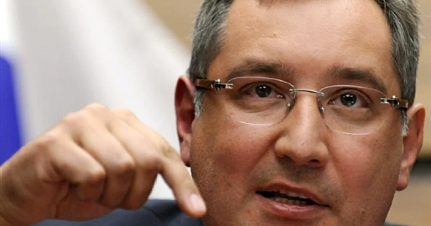 Dmitri Rogozin a luat în batjocoră gestul manifestanţilor FOTO: arhivă