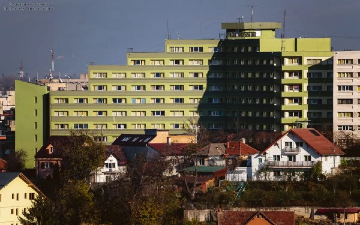 Studenţii Universităţii Transilvania care se vaccinează vor primi o lună de cazare gratuită în cămin FOTO Ioan Buciumar