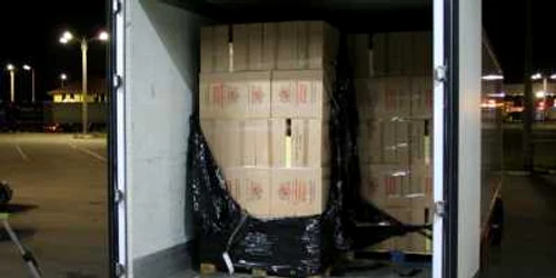 Ţigările netimbrate confiscate de la contrabandişti au fost furate de hoţi de sub nasul poliţiştilor de frontieră