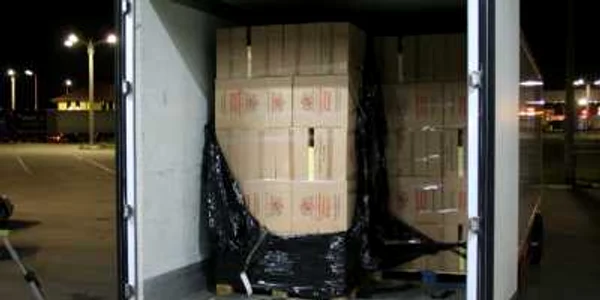 Ţigările netimbrate confiscate de la contrabandişti au fost furate de hoţi de sub nasul poliţiştilor de frontieră