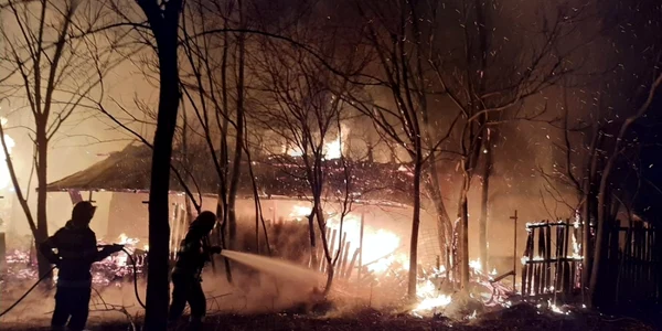 slobozia incendiu puternic la Movilita FOTO ISU Ialomita