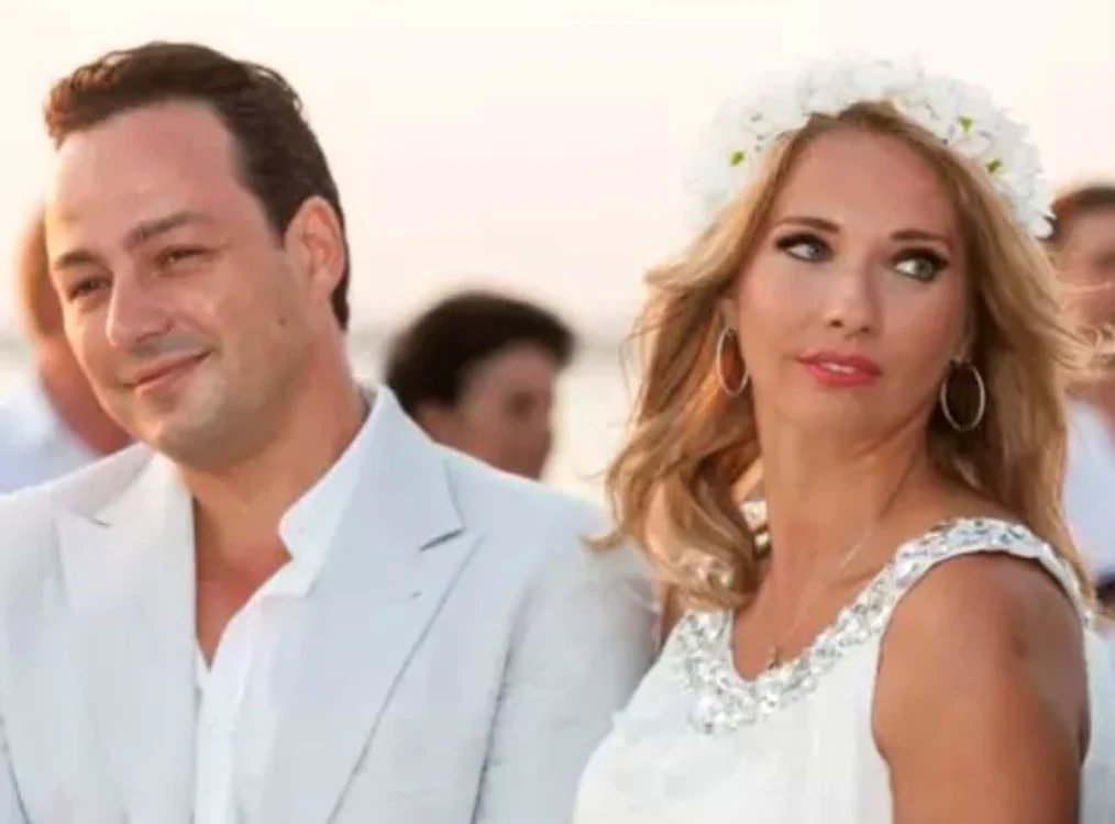
    Ileana și Cătălin Badiu s-au căsătorit la malul mării, în urmă cu 12 anifoto: arhiva personală  