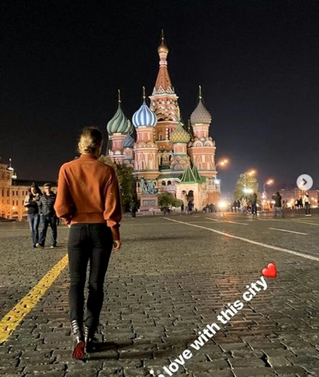SImona Halep, la plimbare in Moscova