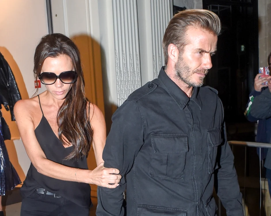 
    Victoria Beckham are o pată între picioarefoto: splash  