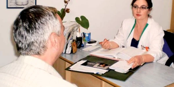 L. A. se tratează  de psoriazis sub îndrumarea medicului Anca Zbranca