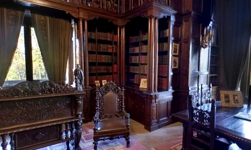 Instrumente de scris din secolele XVIII XX reunite la Muzeul Naţional Cotroceni jpeg