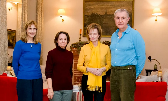 Familia Regală de Crăciun 2024 la Castelul Săvârșin cu Alma   Principesa Maria, Principesa Sofia, Majestatea Sa Margareta, Principele Radu   Daniel Angelescu, Casa Majestății Sale (1) jpeg