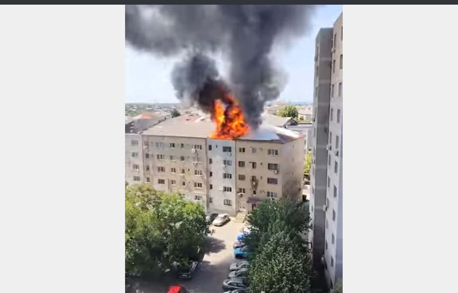 Incendiu într-un bloc din Slatina. Au fost emise mesaje RO-Alert