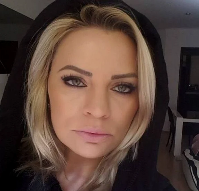 
    Mariana Roșca are noduli la sâniFoto: arhivă personală  