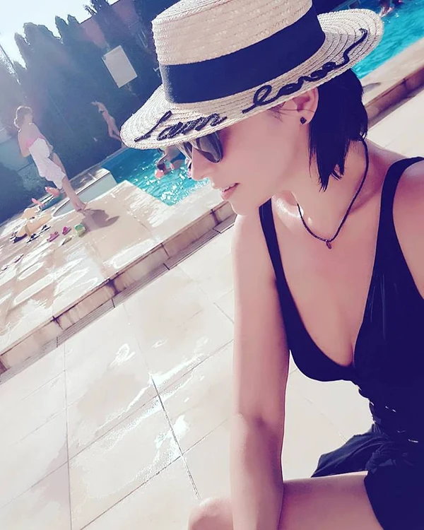 Andreea Marin costum de baie (1) jpeg