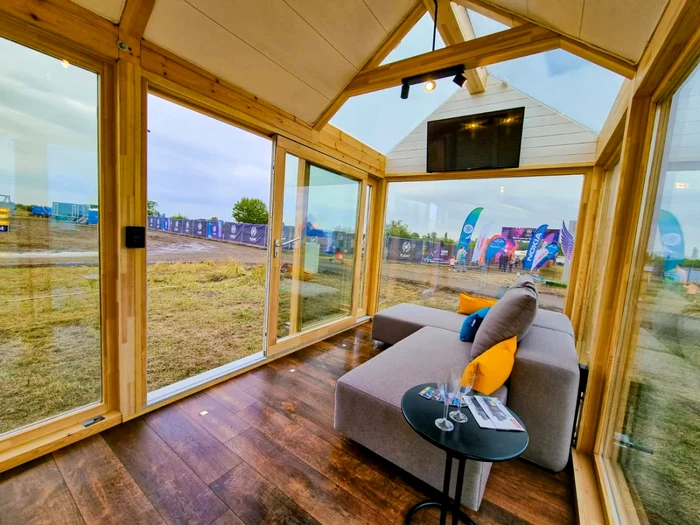 Un spectaculos tiny house care costă 25.000 de euro