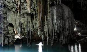 Peșteră din Peninsula Yucatán (© Pixabay)