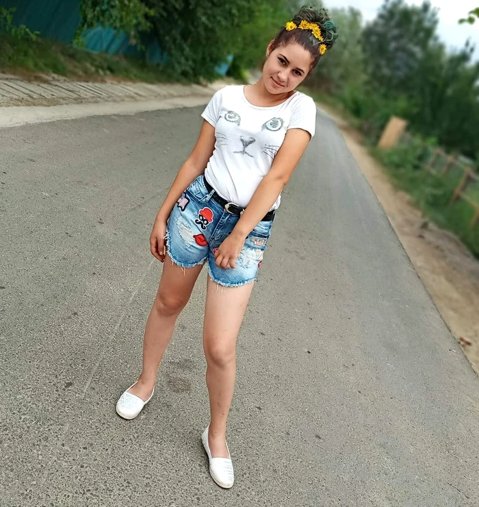 Alina visa sa devină polițistâ Sursa FB A.E.