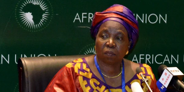 Nkosazana Dlamini-Zuma este noul lider al Uniunii Africane