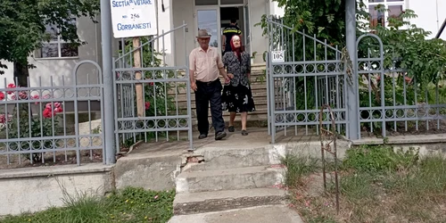 satenii din gorbanesti la vot (2) jpg