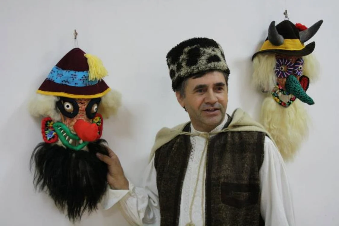 Artistul popular Paul Buţa Foto: Valentin Trufaşu