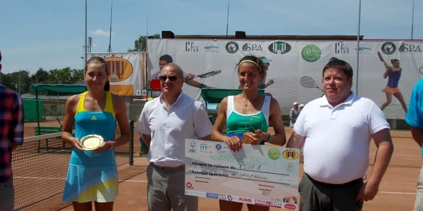 Tenis