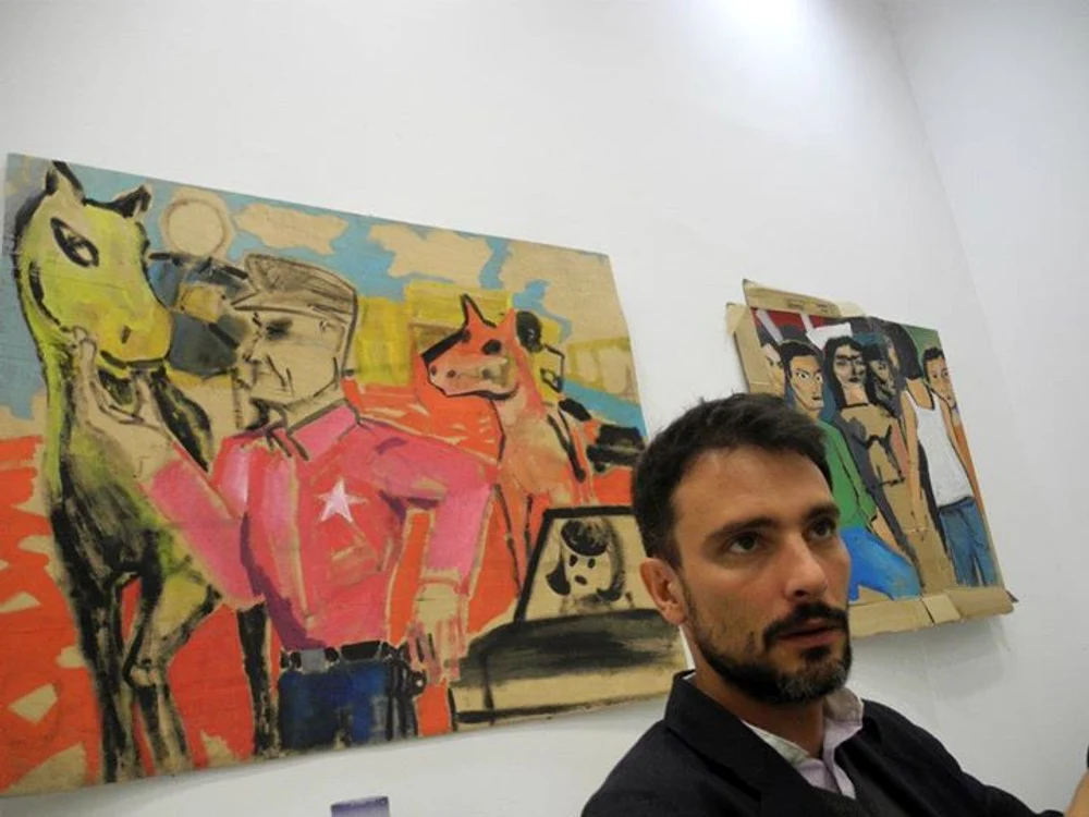 Tânărul locuieşte în Bucureşti