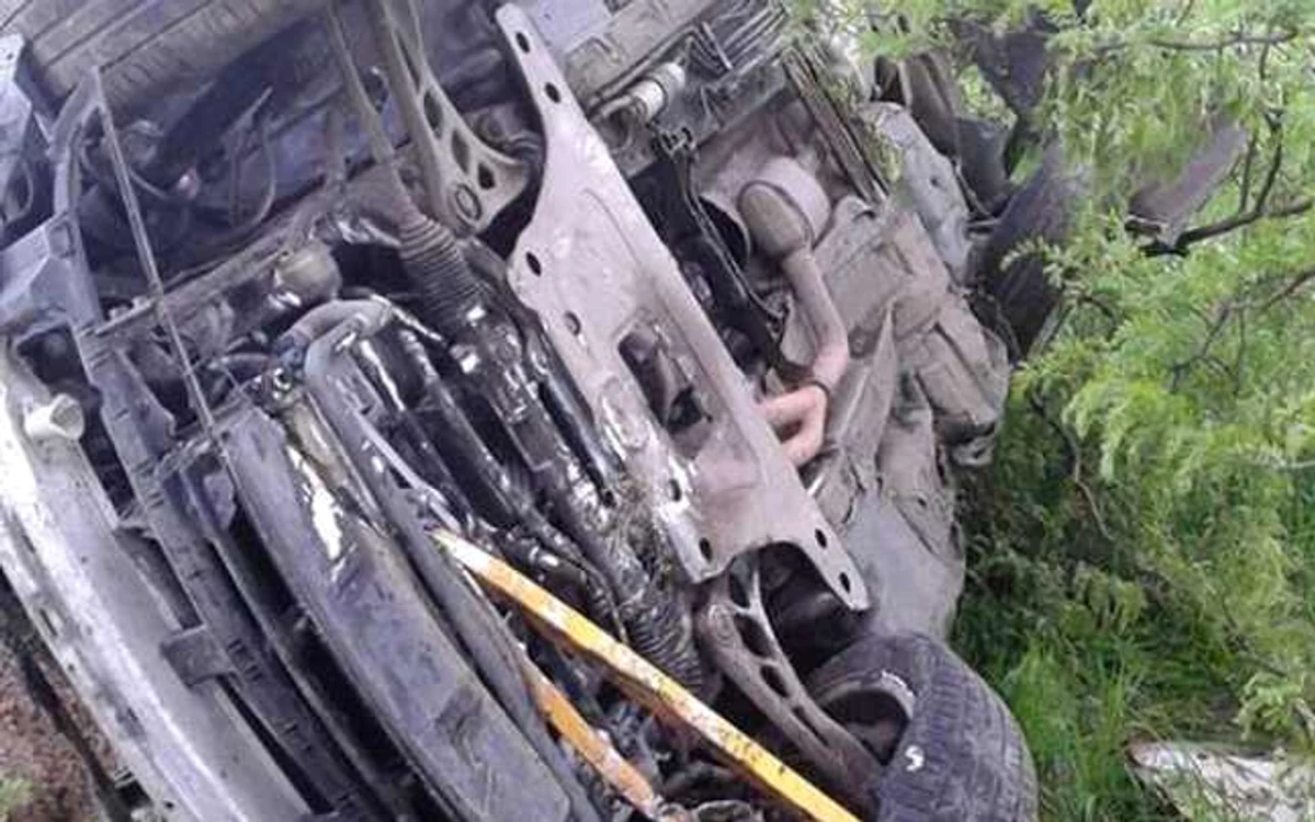 Trei persoane au murit în urma unui grav accident de circulaţie 