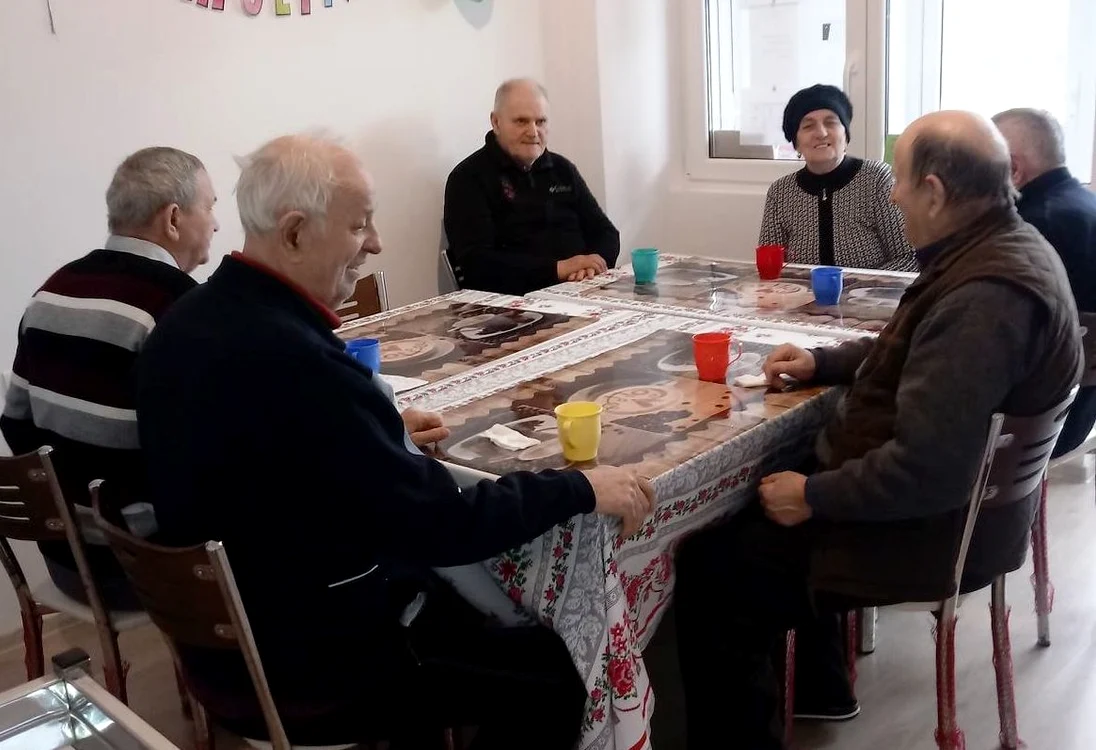 Condițiile asigurate bătrânilor din centrele din Vrancea, verificate FOTO Lucian Bălărie