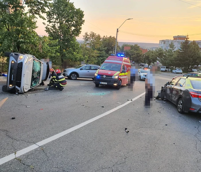 Peste 100 de români mor lunar în accidente rutiere FOTO ISU Argeș
