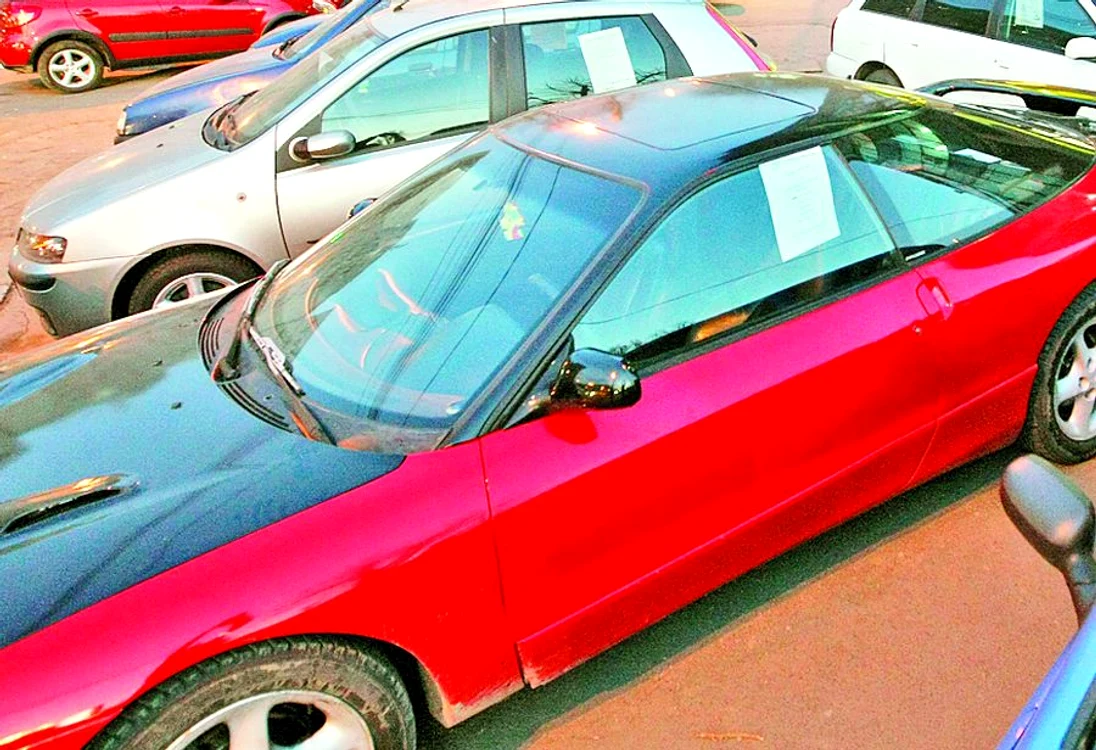 Ford Probe An: 1998 Preţ: 1.800 de euro Taxa: 3.100 de euro