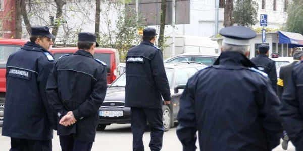 Prins de jandarmi (arhivă)