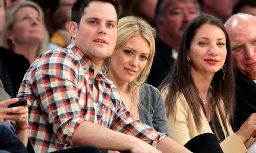 Hilary Duff Mike Comrie RTR2E0TC jpeg