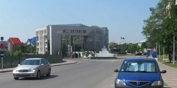 Spectacolul va avea loc sâmbătă - 22 septembrie, la intersecţia din faţa sediului Tribunalului Olt (vizavi de PENNY)