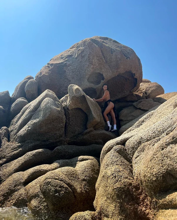 Irina Shayk, Instagram (4) jpg