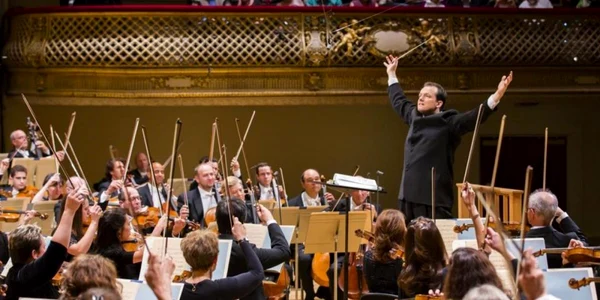 Andris Nelsons