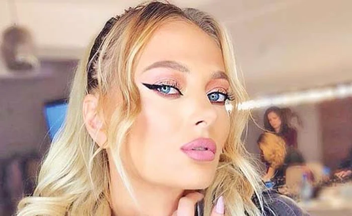 
    Delia este una  dintre cele mai  sexy soliste  