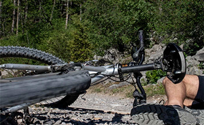 
    Omul de afaceri Florin Cusiac avea o firmă care comercializează materiale de construcţii şi deţinea un avion de mici dimensiuni   