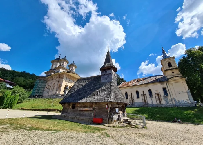 Mănăstirea Nicula. Foto: VisitCluj.ro.