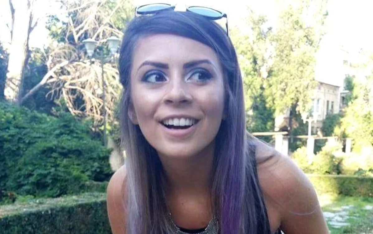 
    Alexandra Matache avea 26 de ani cînd și-a pierdut viața în tragedia din Colectivfoto: arhiva personală  