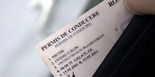 La frontieră, bărbatul a prezentat un permis de conducere fals